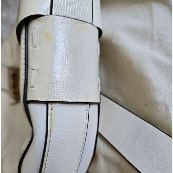 Tory Burch Gemini Cream Patent Leather Crossbody Bag with Gold Accents - Picture 6 of 7